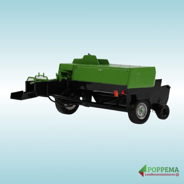 Fahr HD 440 Ballenpresse grün  Modell von Poppema 1:32