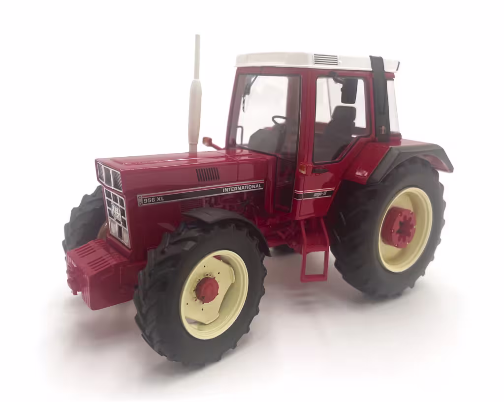 IHC 956 XL ergo-S 4WD 1st Edition-1
