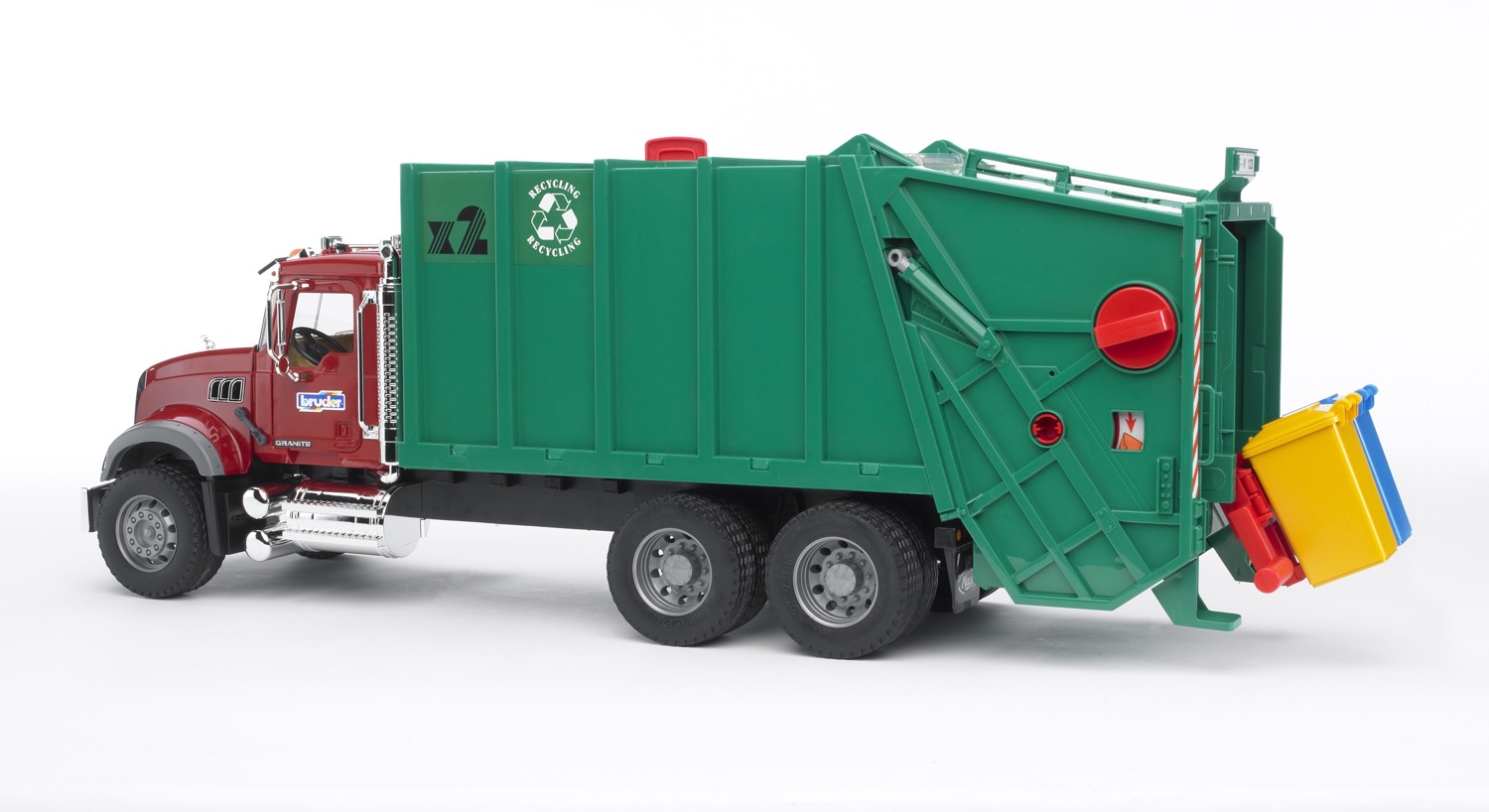 MACK Granite Müll-LKW