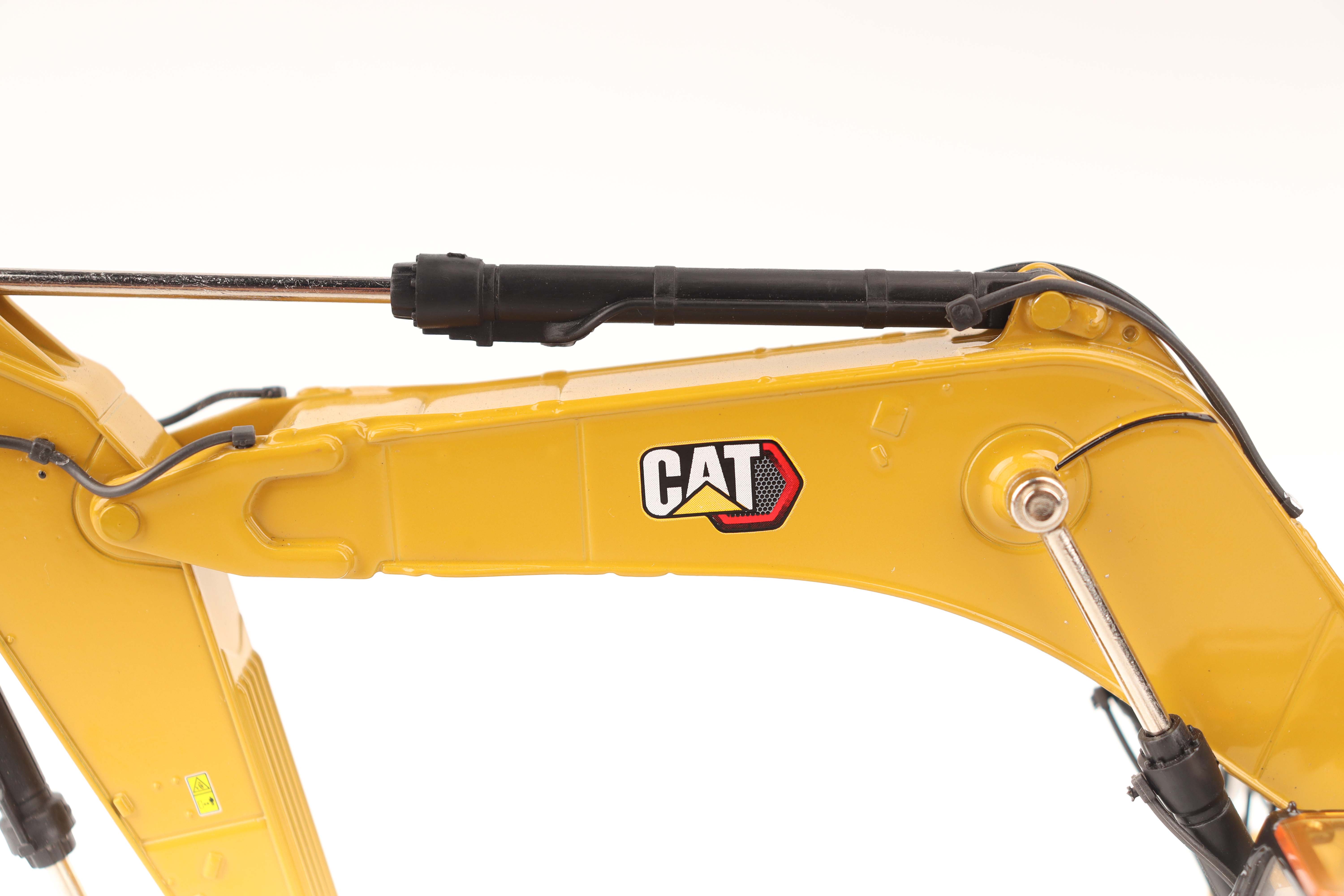 Cat 374 Raupenbagger Modell von DieCast Masters 1:50
