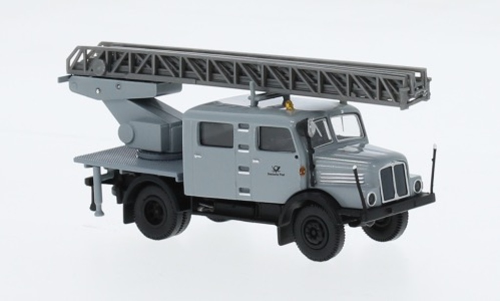 Brekina IFA S 4000-1 Doka DL 25 Deutsche Post Modell von Brekina 1:87
