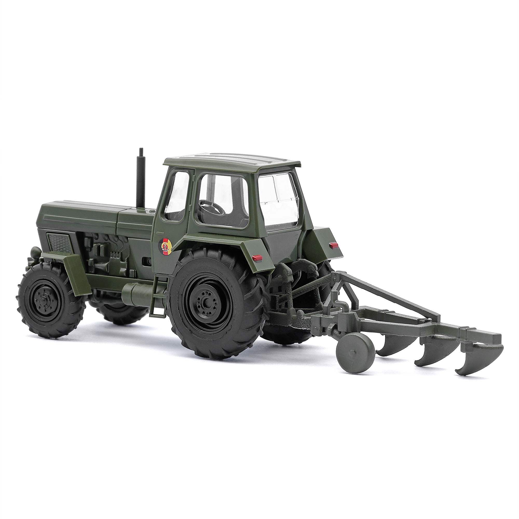 Traktor Fortschritt ZT 303 D mit Dreischarpflug NVA Modell von Busch 1:87