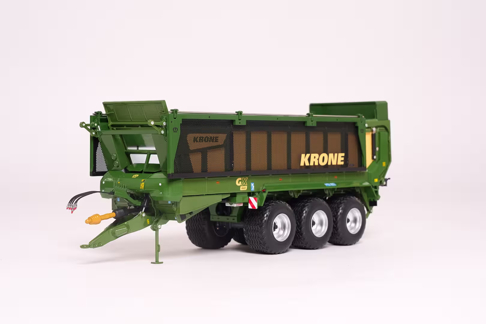 MA77071-1 Artikelname: Krone GX440 Universal-Transportwagen Originalhersteller: Krone Modelltyp: GX440 von Ros im Maßstab: 1:32 Hersteller-Nr: 209030790
