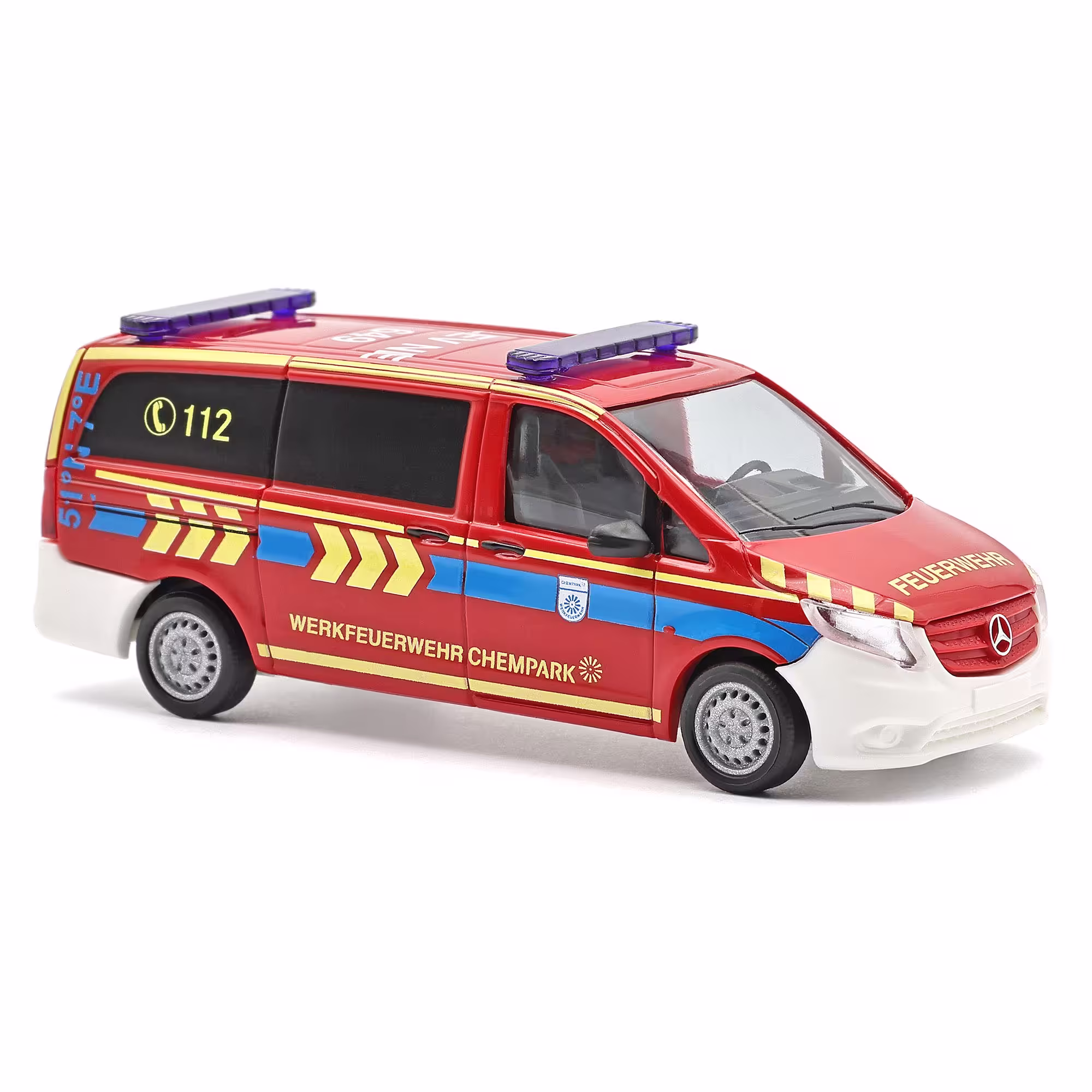 MA76398-1 Artikelname: Mercedes-Benz Vito, Werkfeuerwehr Chempark Originalhersteller: Mercedes-Benz Modelltyp: Vito von Busch im Maßstab: 1:87 Hersteller-Nr: 54803