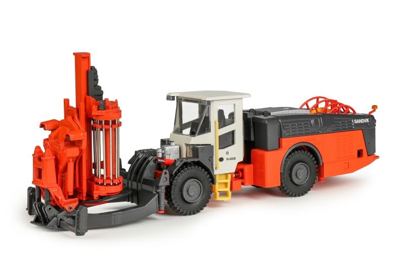 MA77084-1 Artikelname: Sandvik DL422i bev Langloch Bohrgerät Originalhersteller: Sandvik von Conrad im Maßstab: 1:50