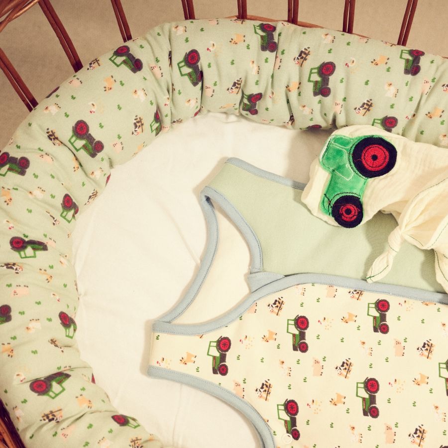 Fendt Babybett-Stoßfänger – Weiche Baumwollpolsterung