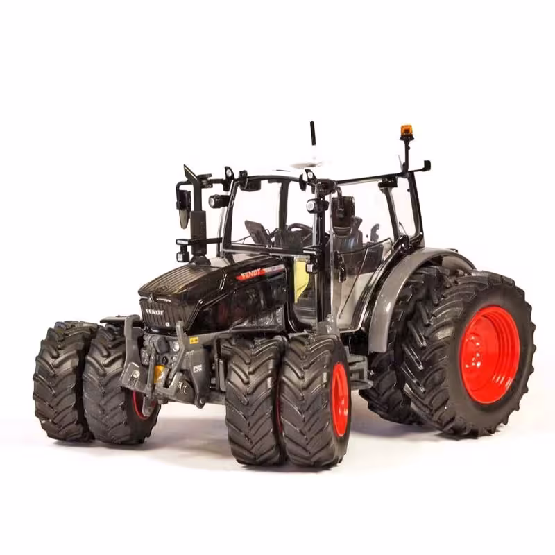 Fendt 209 Vario „Black Beauty“ Zwillingsbereifung Modell von Usk Scalemodels 1:32 eilbote-onlineshop - Agrarfox