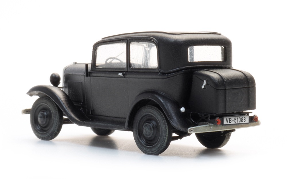Opel 1.2L Limousine schwarz Modell von Artitec 1:87
