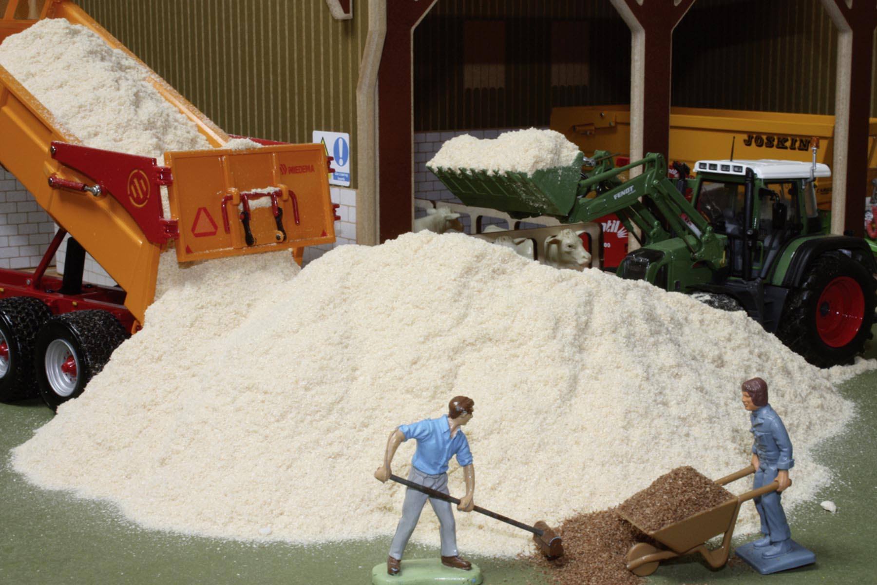 Einstreu 450-Gramm-Beutel Modell von Brushwood Toys 1:32