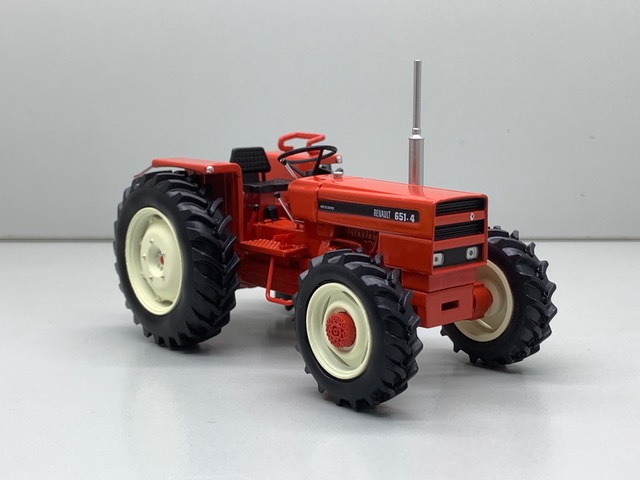 MA77096-1 Artikelname: Renault 651 4WD Originalhersteller: Renault Modelltyp: 651 von Replicagri im Maßstab: 1:32 Hersteller-Nr: REP299