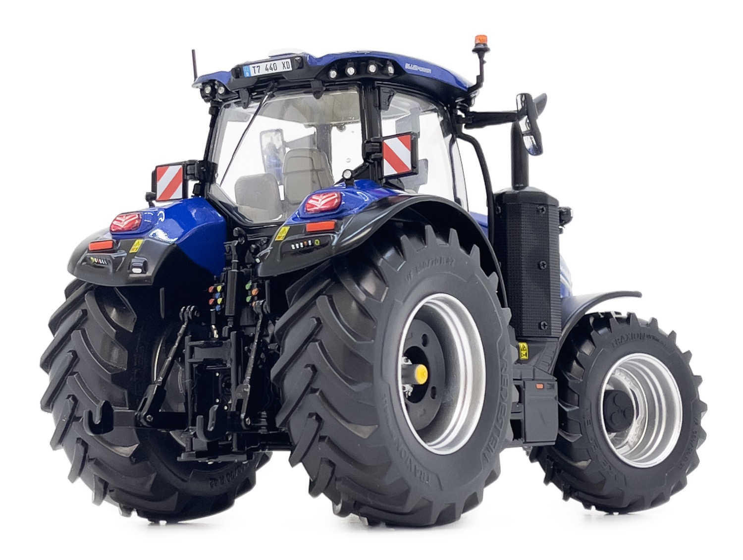 New Holland T7.440XD Blue Power Modell von MarGe Models 1:32