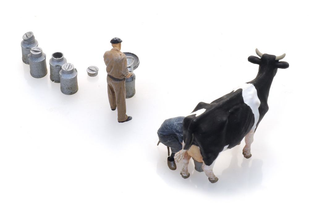 Figurenset Milchbauern mit Kuh Modell von Artitec 1:87