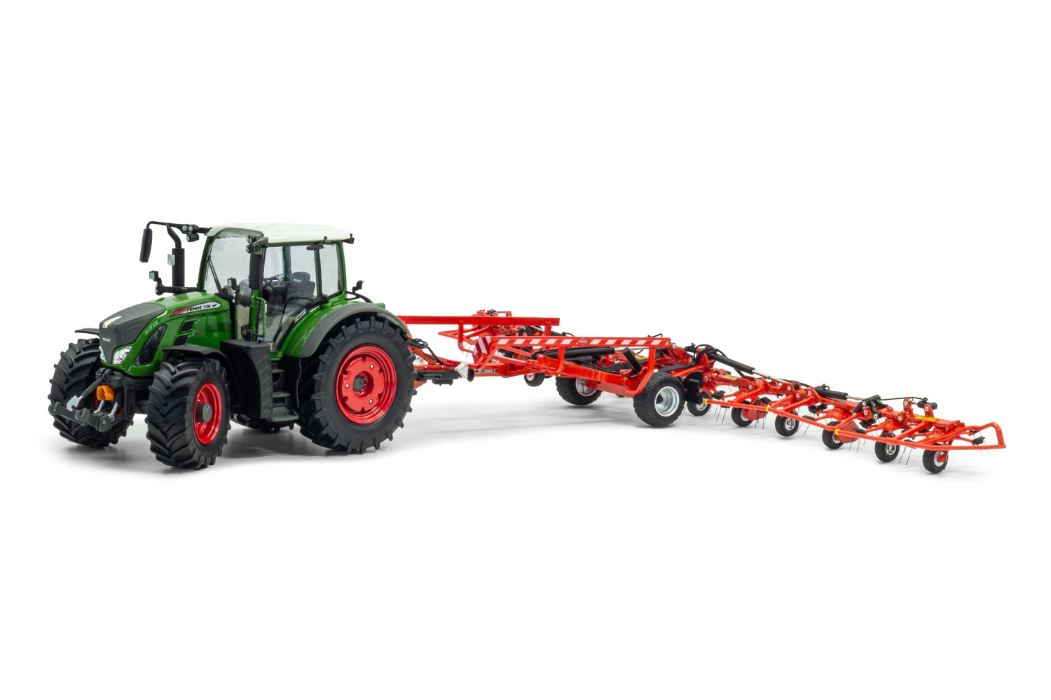 Kuhn GF 13003 T Kreiselheuer Modell von Ros 1:32