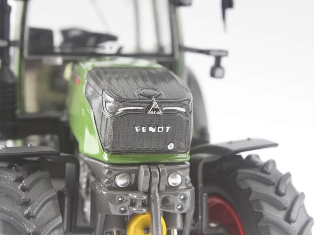 Fendt USK Scalemodel 10659 Tracteur agricole à chenilles 943 Vario MT, échelle 1:32, à partir de 14 Ans, Vert Fendt USK Scalemodel 10659 Tracteur agricole à chenilles 943 Vario MT, échelle 1:32, à partir de 14 Ans, Vert