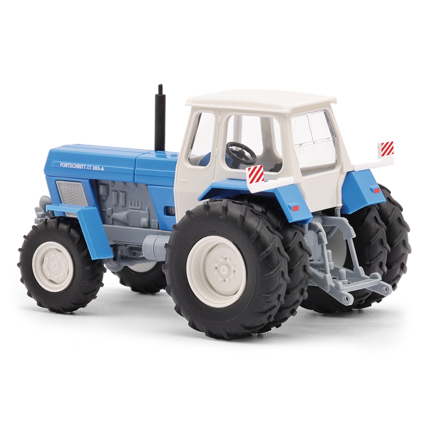 Traktor Fortschritt ZT 303 mit Doppelbereifung - blau Modell von Busch 1:87