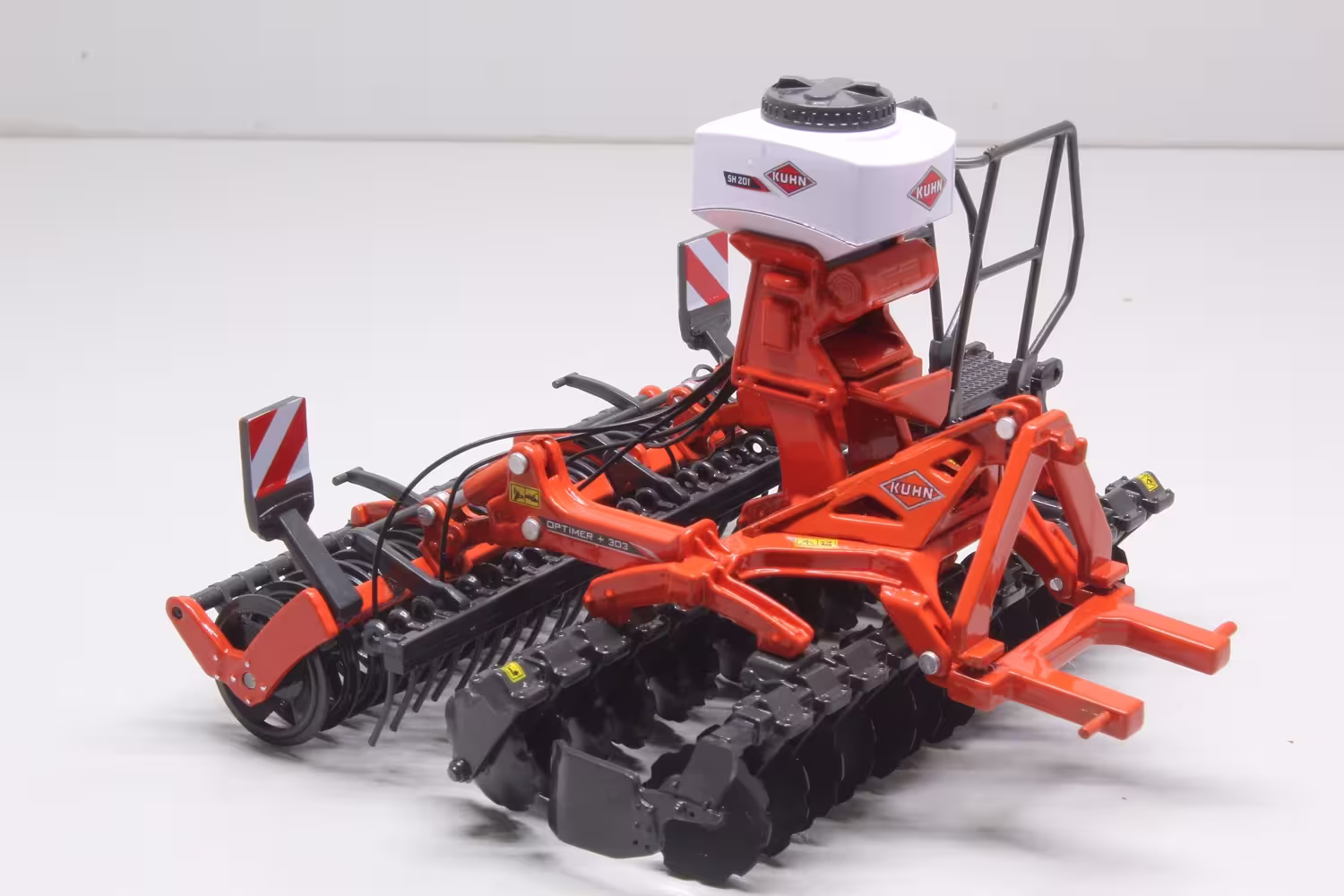 Kuhn OPTIMER+ 303 mit SH 201 Modell von Replicagri 1:32 eilbote-onlineshop - Agrarfox