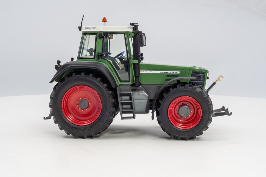 Fendt 926 Vario Gen1 Premium Collectors’ Club Limited Edition Modell von  1:32