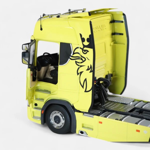 Scania V8 730S 4x2 gelb  Modell von NZG 1:18