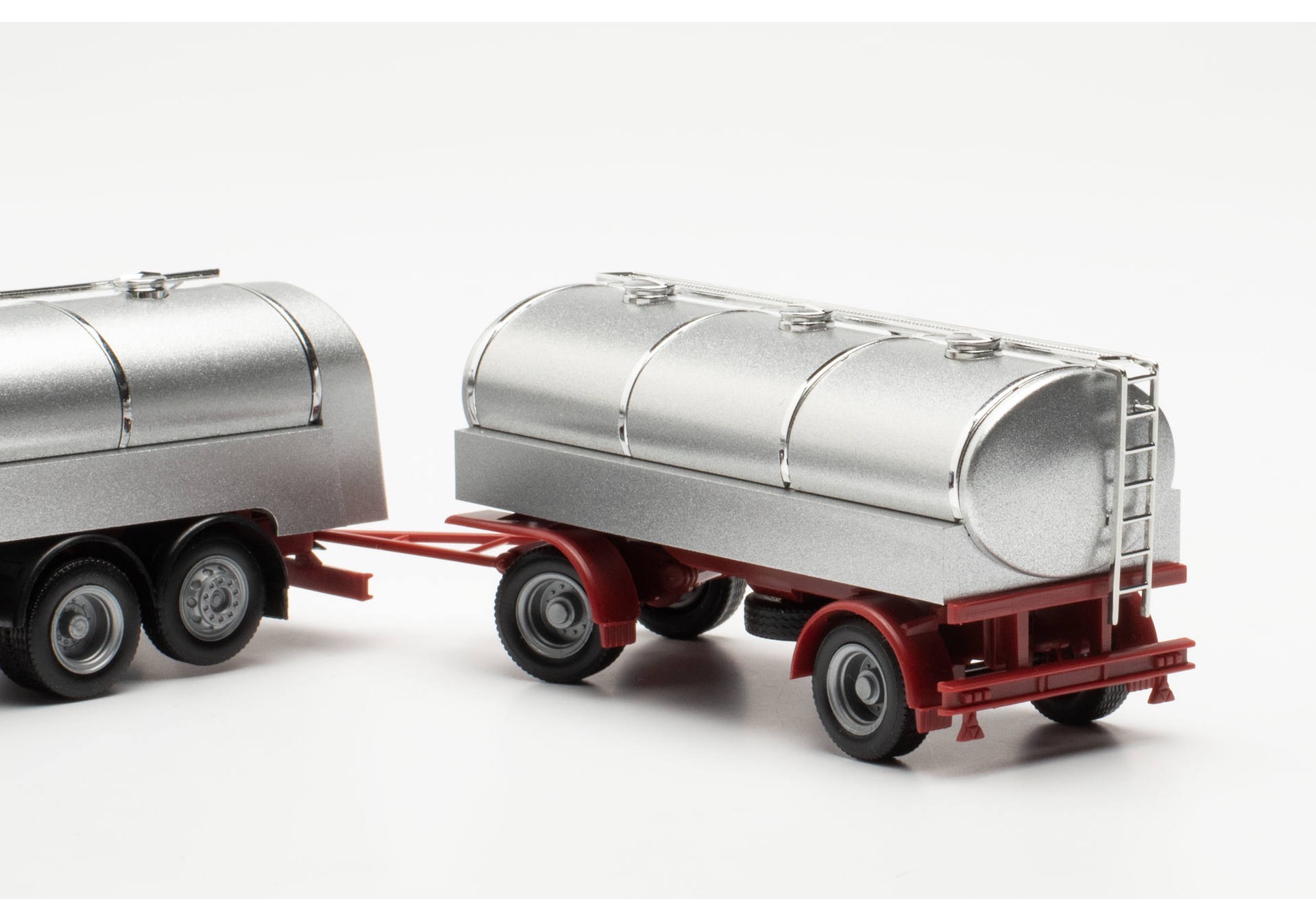 MAN F8 Milchtank-Hängerzug Modell von herpa 1:87