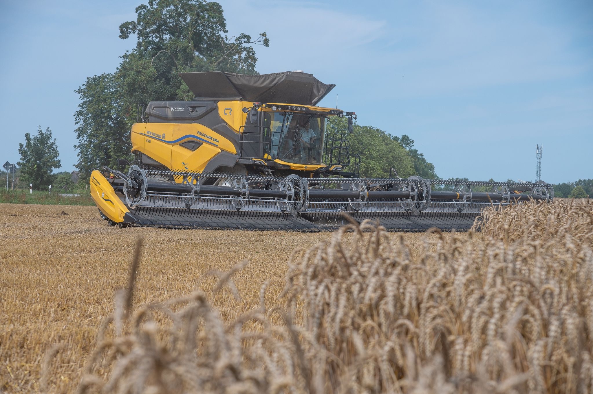 Poster New Holland CR 11 DA75648 poster-new-holland-cr-11-da75648