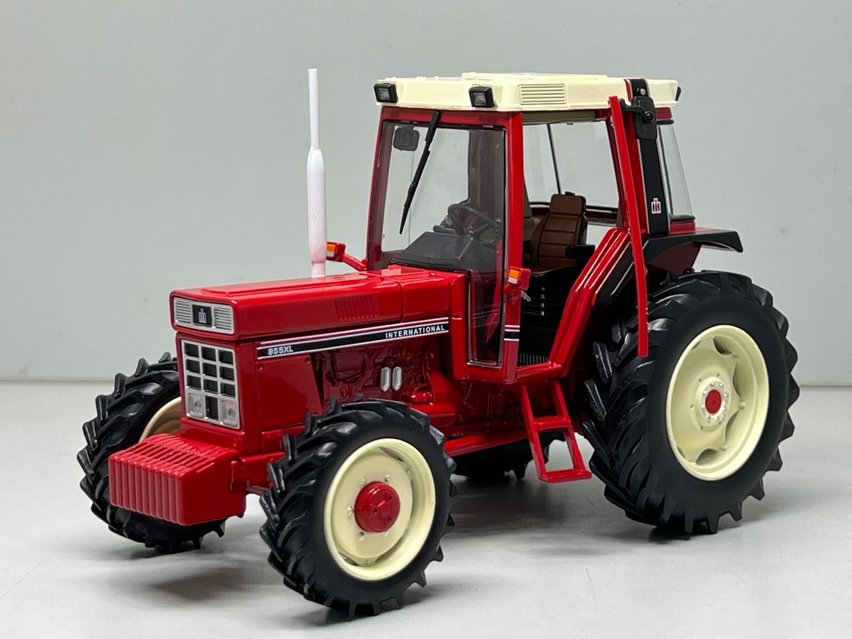 IHC 955 XL-1