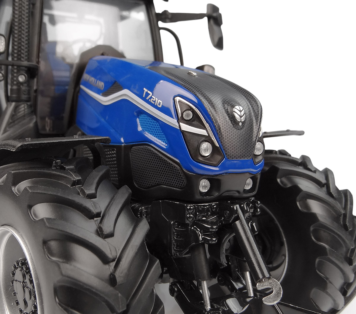 New Holland T7.210 Dynamic Blue (2026) Modell von Universal Hobbies 1:32
