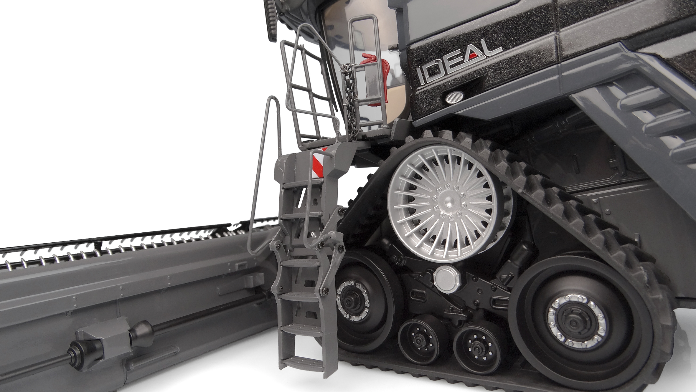 Massey Ferguson Ideal 9T Modell von Universal Hobbies 1:32