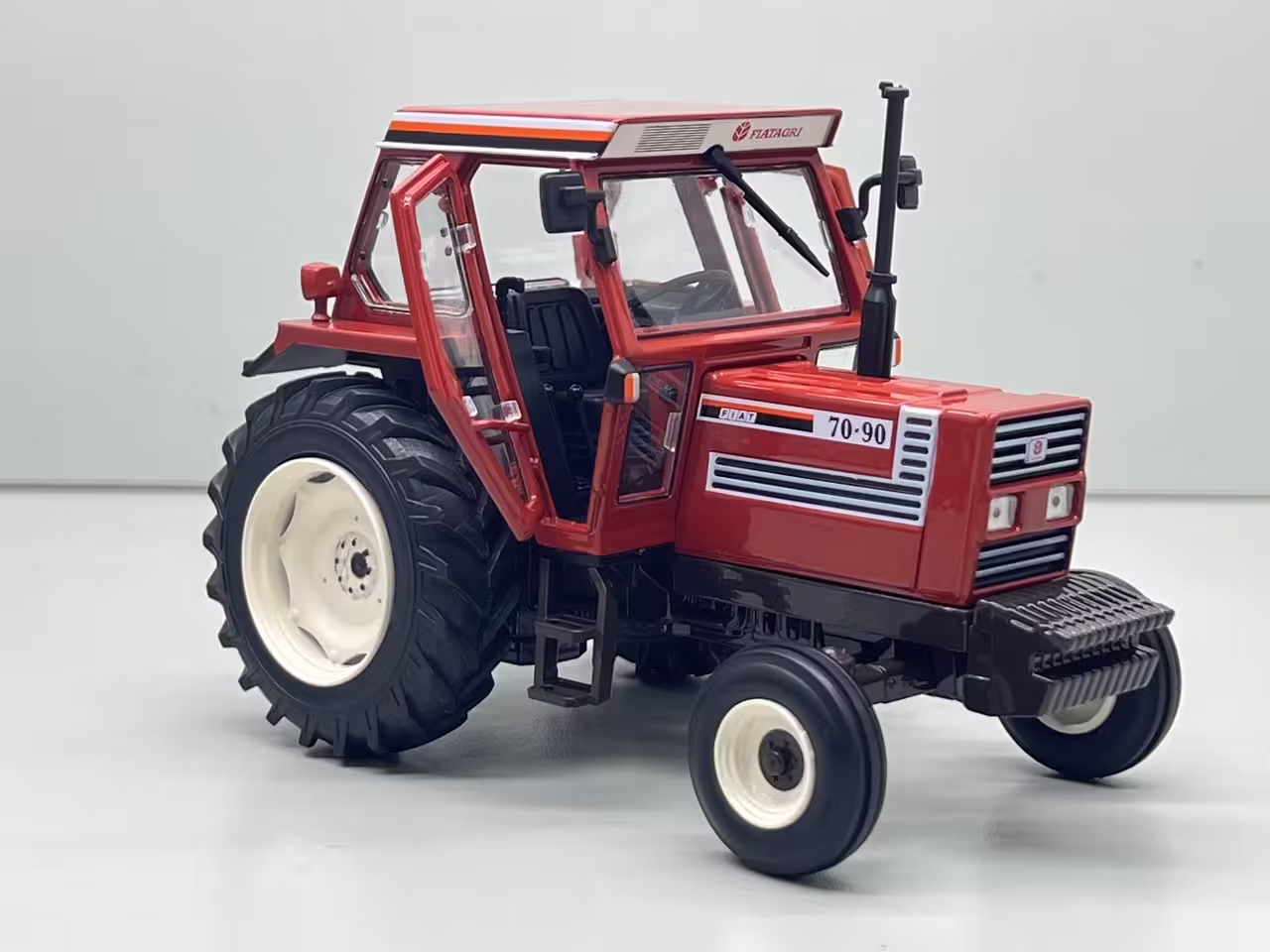 Fiat 70.90 Modell von Replicagri 1:32 eilbote-onlineshop - Agrarfox