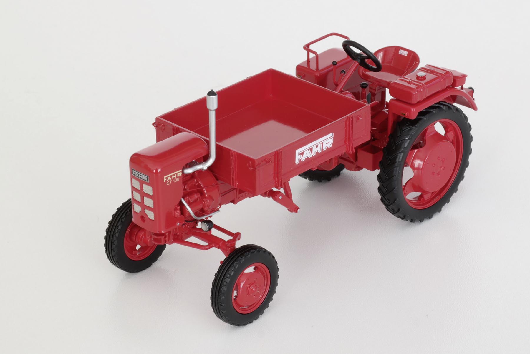 Fahr GT 130 Geräteträger Modell von MO-Miniatur 1:32
