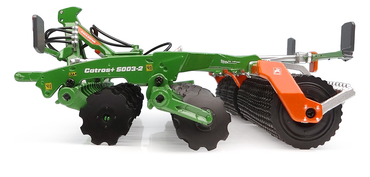 Amazone Catros 5003-2 Modell von Universal Hobbies 1:32