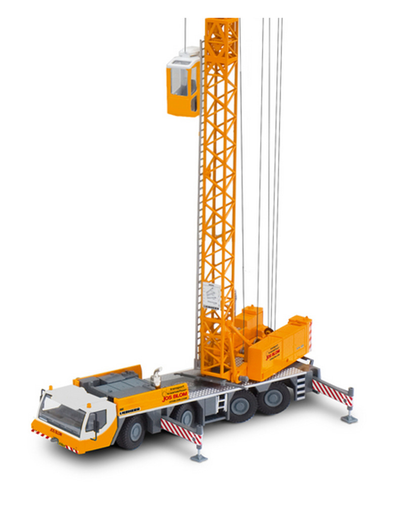 Liebherr MK 88 Mobilkran Modell von Conrad 1:50