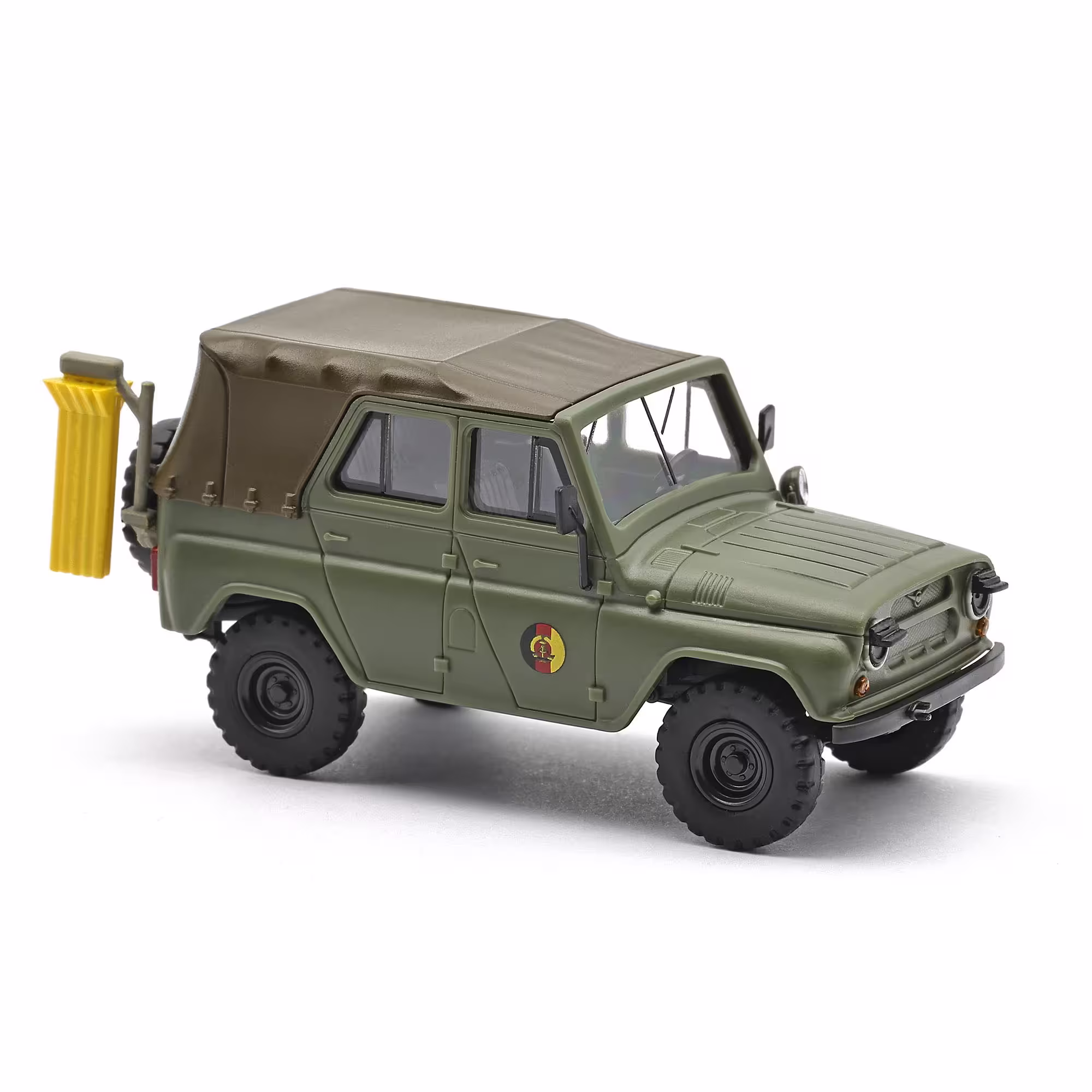 MA76366-1 Artikelname: UAZ 469, Raketen und Waffentechnischer Dienst NVA Originalhersteller: Uaz Modelltyp: 469 von Busch im Maßstab: 1:87 Hersteller-Nr: 52124