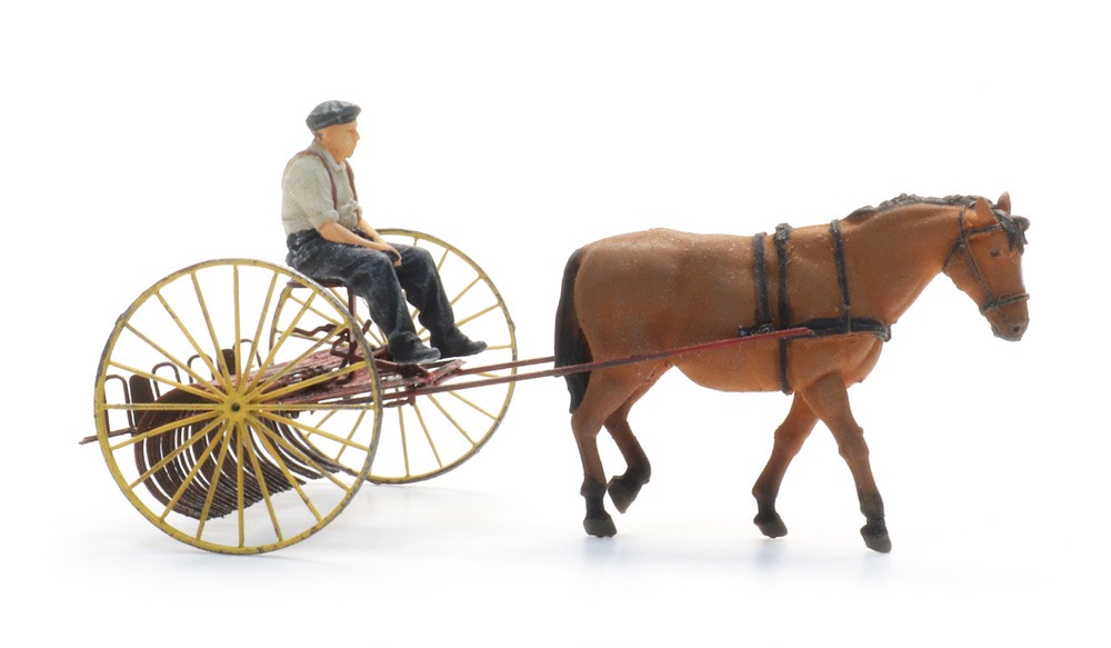 Heurechen mit Pferd Modell von Artitec 1:87