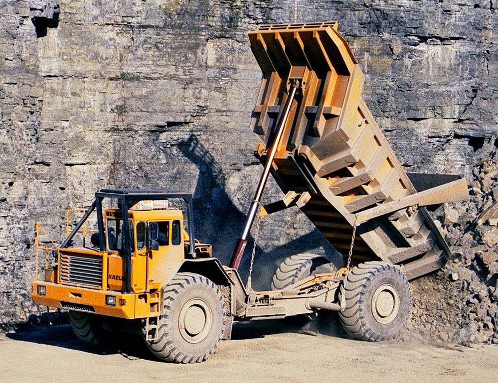 Kaelble 100 Jahre Baumaschinen Band 2: Muldenkipper Raupen & Kranwagen