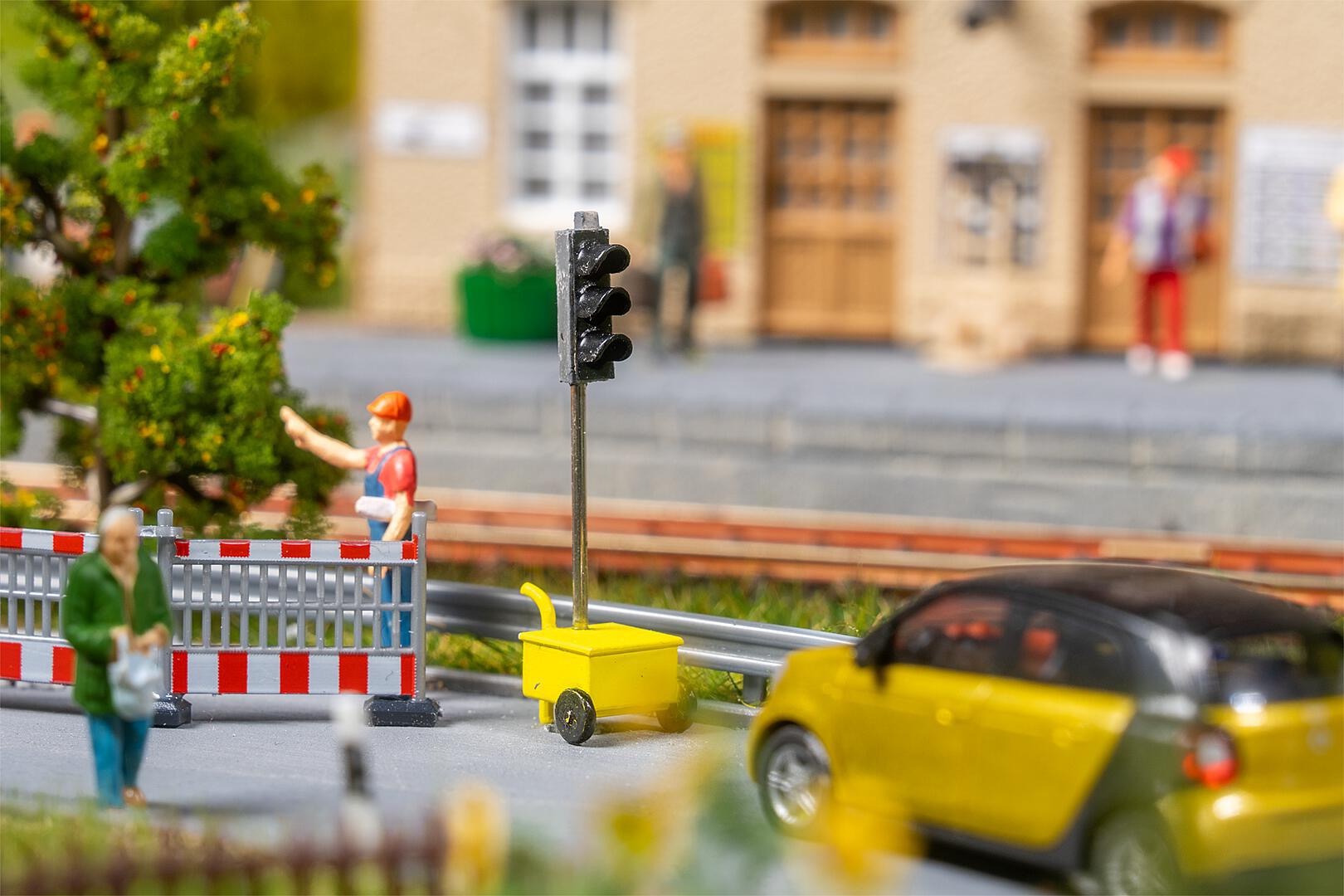 2 Baustellenampeln Modell von Faller 1:87