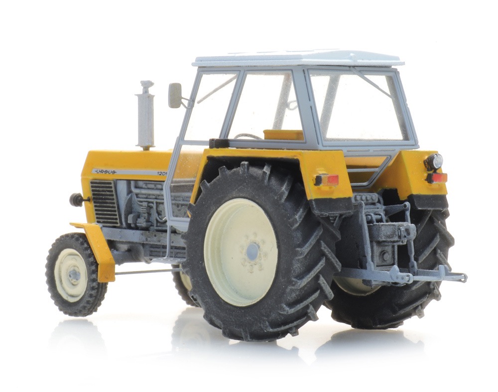 Ursus 1201 Traktor gelb Modell von Artitec 1:87