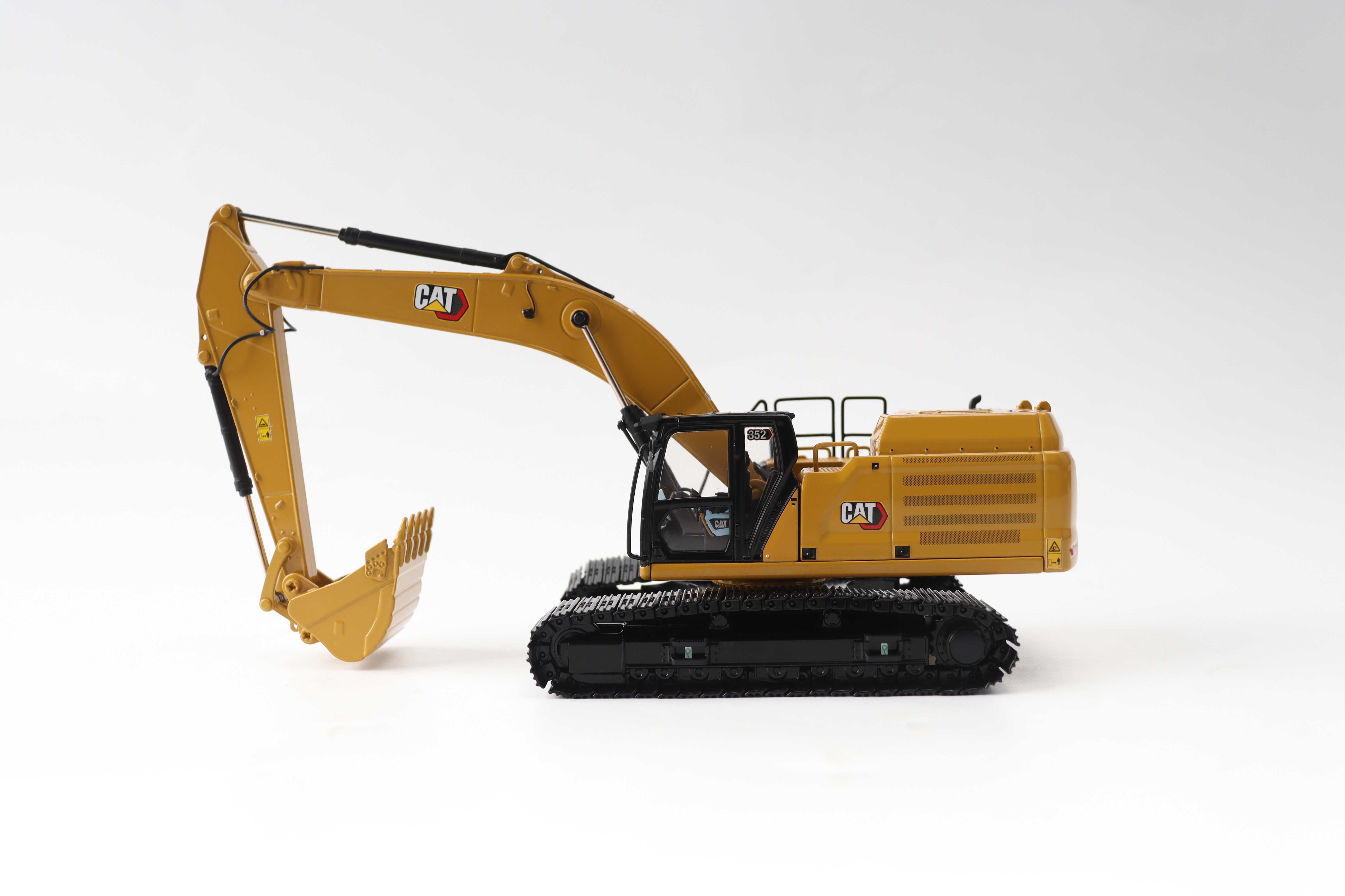 Cat 352 Raupenbagger Modell von DieCast Masters 1:50