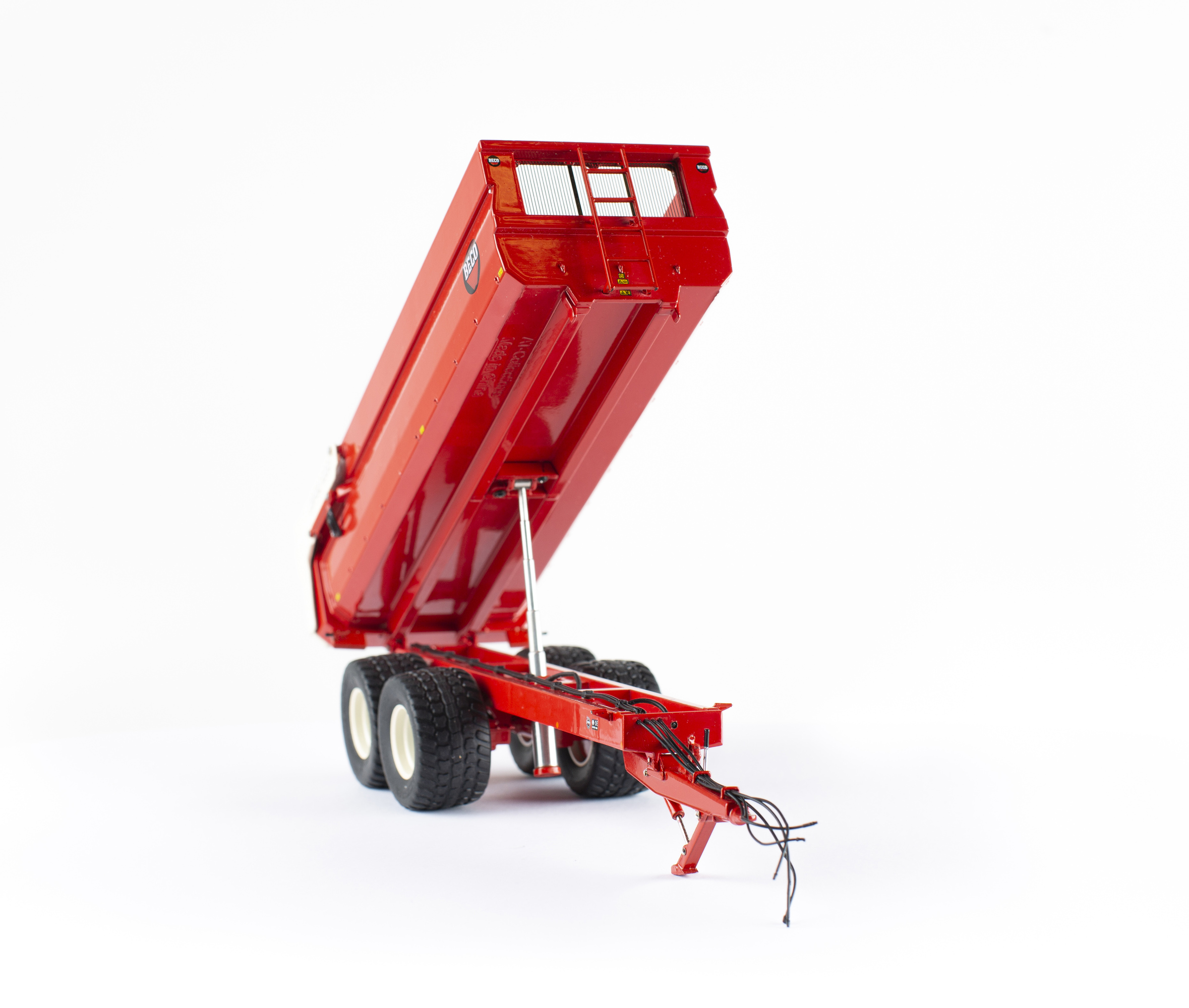 Beco Super 1800 Tandemmuldenkipper Modell von At Collections 1:32
