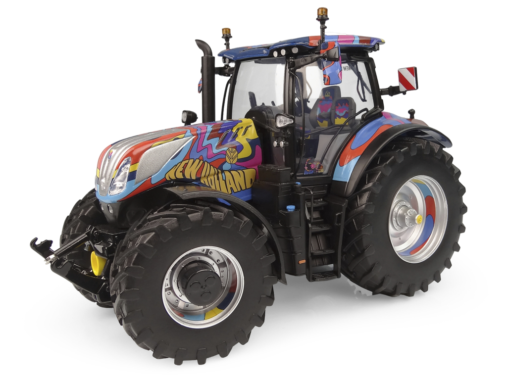 New Holland T7.300 Basildon 60 Years Tractor Modell von Universal Hobbies 1:32