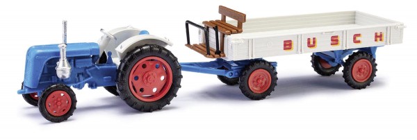 Traktor Famulus mit Anhänger „Zirkus Busch“ Modell von Espewe 1:87