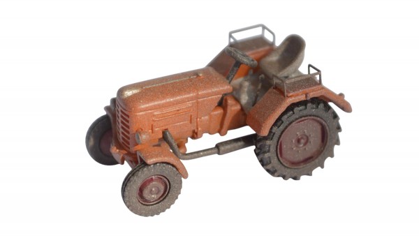 Borgward Traktor orange „gealtert“ Modell von NPE Modellbau 1:87